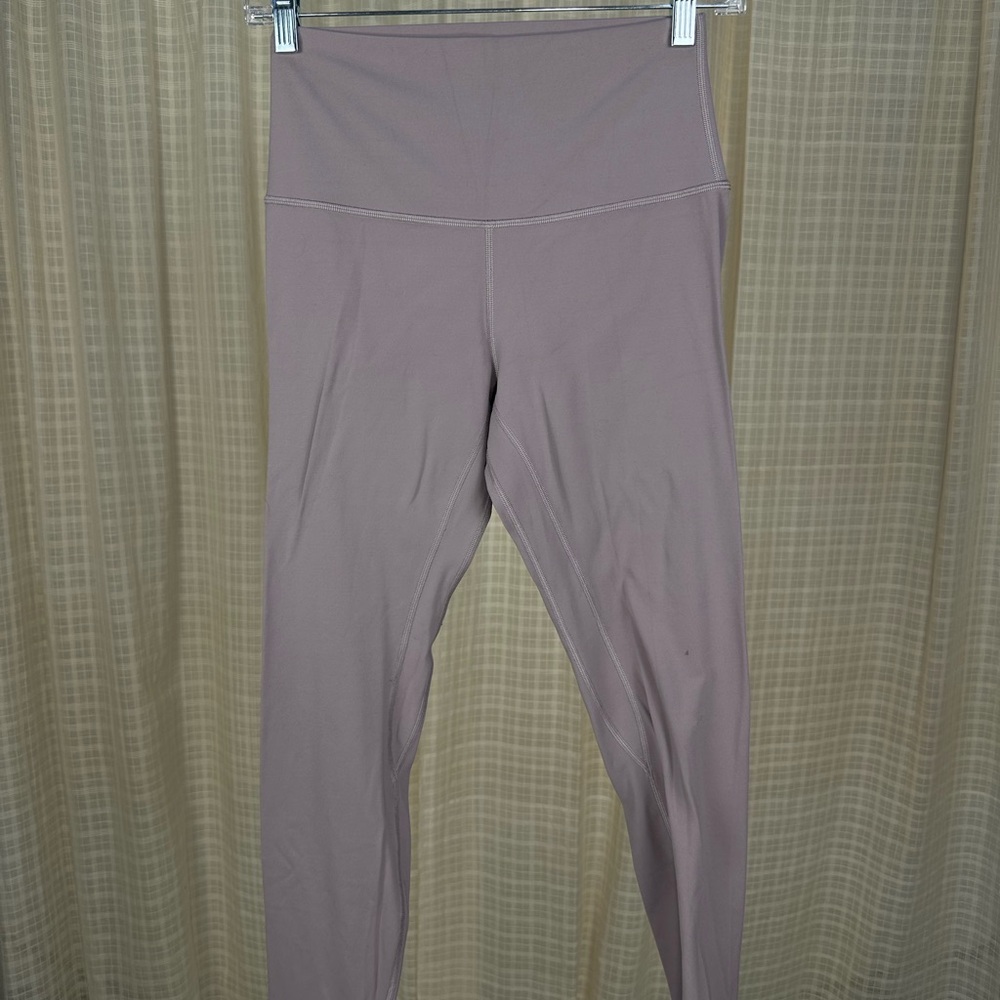 Lululemon Women's Lavender Leggings